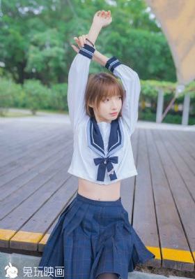 美女模特欧美_蓝光电影在线观看