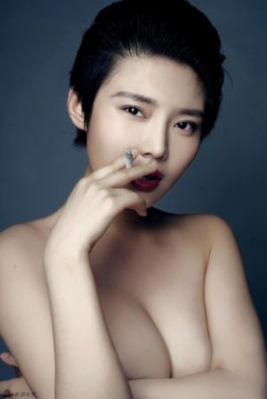 国产一线天精品视频_蓝光免费高清观看